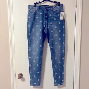 NWT!! Michael Kors Dotted Selma Skinny Higher Rise Jeans, size 8- no flaws!